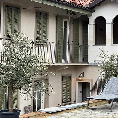 Ca' Moretta Villa La Morra